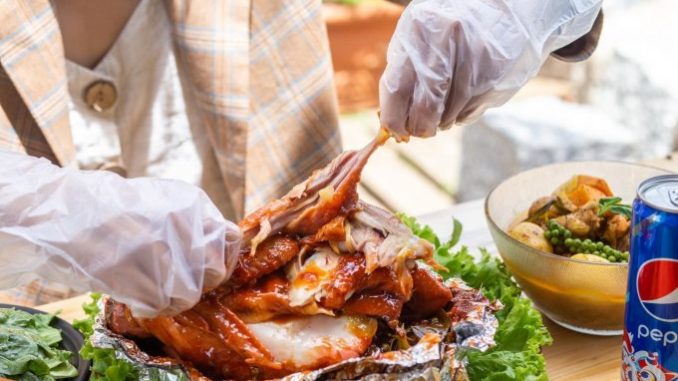 menu tiệm gà tuktuk