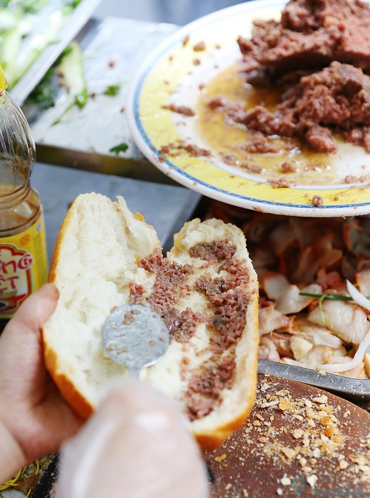 Menu bánh mì bảy hổ