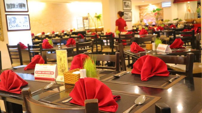 Review Buffet Gánh Bông Sen