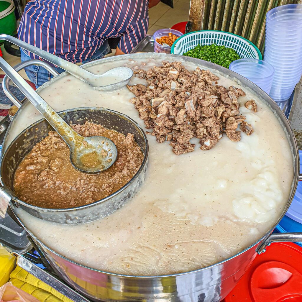 cháo sườn ông tạ