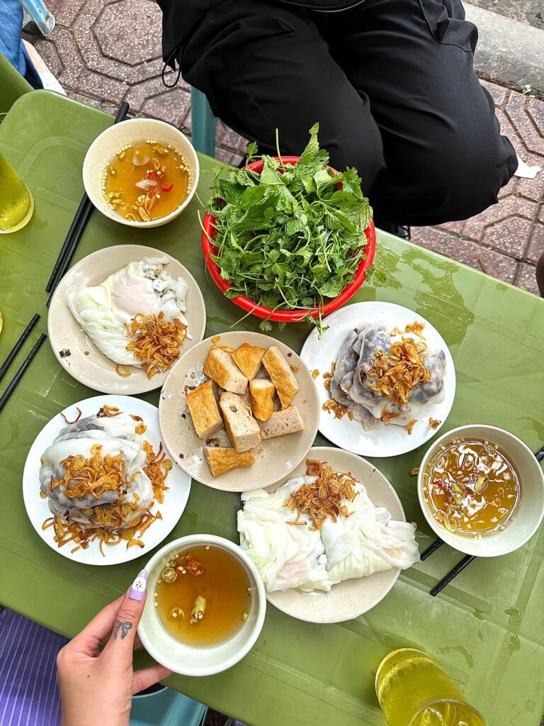 bánh cuốn bà xuân menu